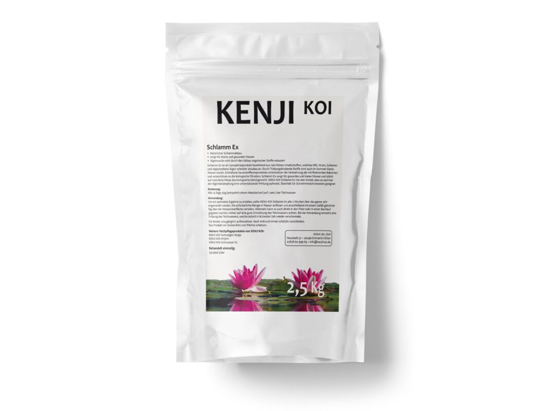 Teichpflegemittel entfernt Schlamm vom Teichboden